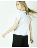 Blusa con detalle de pliegue en el pecho