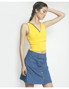 Cropped escote pico